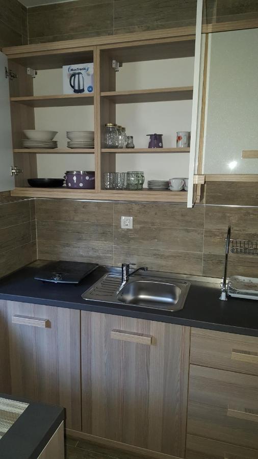 Amarok Apartment Bar Bagian luar foto