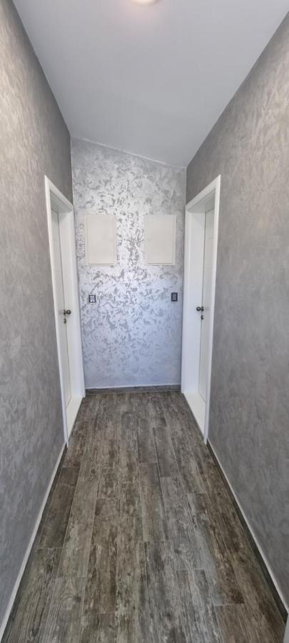 Amarok Apartment Bar Bagian luar foto