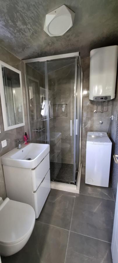 Amarok Apartment Bar Bagian luar foto