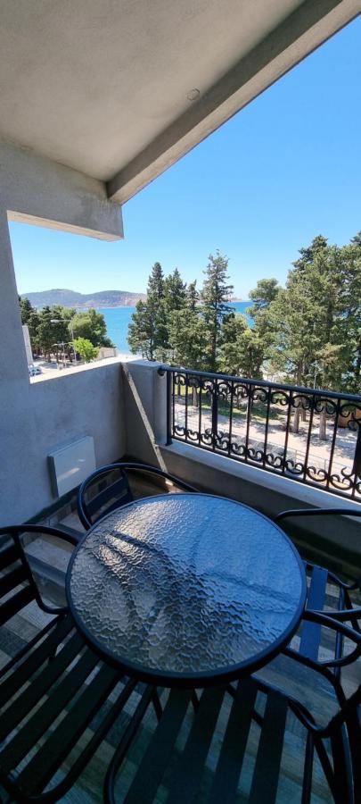 Amarok Apartment Bar Bagian luar foto
