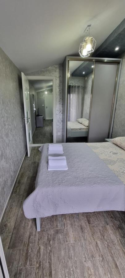 Amarok Apartment Bar Bagian luar foto